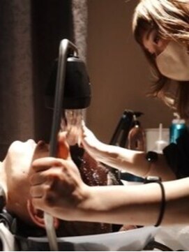 プールバイスタイル 藤沢(POOL by STYLE) ヘッドスパ/頭皮の揉みほぐし/リラックス/頭浸浴