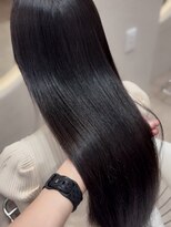 ロンド リリー 銀座(Lond Lily) ◆暗めカラー/韓国風巻き/レイヤー/髪質改善/縮毛矯正/銀座