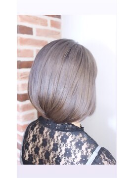 ジウ 上通り(JIU) 20代30代40代大人かわいいツヤ感ラベンダーミルクティーベージュ