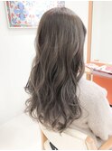 大人可愛いミルクティーアッシュベージュカラー☆フェザーロング