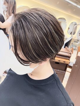 テトラ バイ ネオリーブ 横浜西口店(tetra by neolive) 横浜★ミルクティーブラウンインナーハイライト