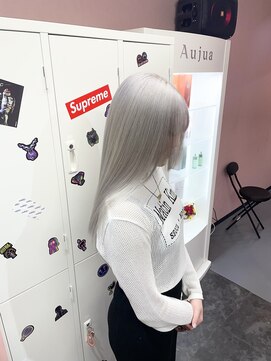 エススウィート(S SWEET) シルバー 艶髪 ケアブリーチ 大人ハイトーン