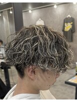 ライズ 新小岩店(RISE)&nbsp;ホワイトメッシュ/波巻きパーマ(ヒナコ)