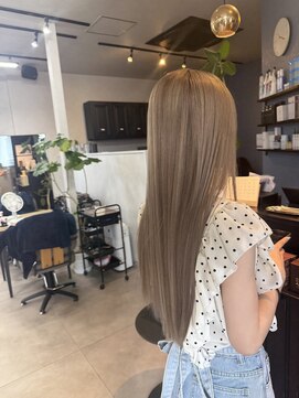 エモ(emo) ミルクティーベージュ