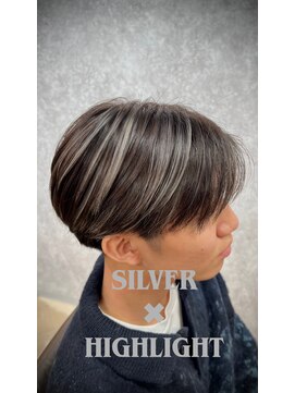 MEN'S HAIR シルバーハイライトで魅せる韓国センターパート