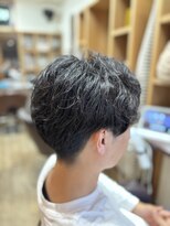 クネア(kunea) 爽やか刈り上げ×色気シャドウパーマ