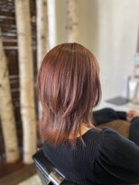 エズ(Eze)&nbsp;ウルフカット×ピンクカラー