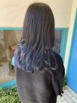 アトリエコパン(atelier copan) ネイビーのグラデーションカラー