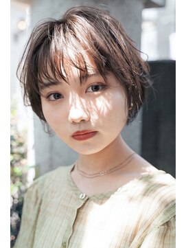 メーヴェ(Mowen) mowen 南堀江 丸みショート×オリーブカラー×大人可愛い