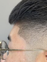 ヘアーラボ 樟葉(Hair Labo)&nbsp;クロップトップスキンフェード