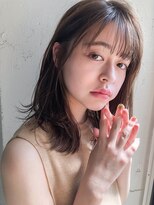 ホワイトグレージュエアリーカール似合わせカット#253f0501