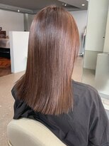 マップデザイン(map design)&nbsp;髪質改善ストレート 縮毛矯正 セミロング ブラウンカラー 20代