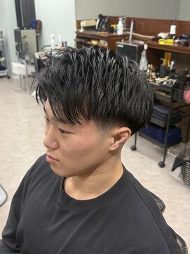 ラックス(LAX) テーパーフェード ×短髪