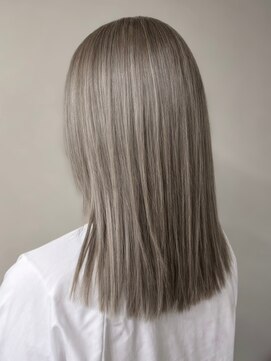 コタ 水戸(COHTA) レイヤーカットミルクティーベージュブリーチなしダブルカラー