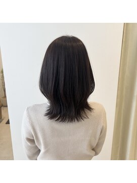 クララ ジャパン カメイド(CLALA JAPAN Kameido) 軽さと動きで魅せる“外ハネレイヤー”