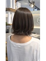 レト 梅田店(LETO)&nbsp;レイヤーボブ × オリーブカラー