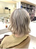 ペールホワイトラベンダーアッシュ