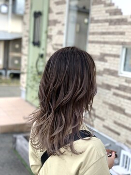 ヘアーアンドライフミルコ(miRuko) ピンクベージュバレイヤージュ