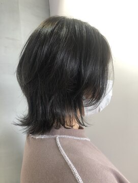 リーオオサカ(Lee Osaka) ウルフ×透明感アッシュ/kana