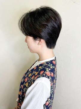 レイール 下北沢(Reir) 【Reir下北沢】*大人フェミニンショート+モノトーン*