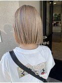 white blond BOB