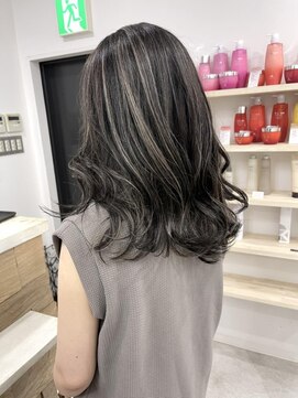 ジゼル(gisele) (稲毛)結ってもかわいいハイライト