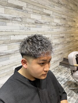 モエバイアリア(Moe by aria) フェードホワイトハイライト