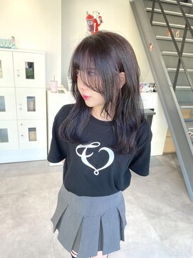 ザ ワイエスエイチ ストア(THE Y.S.H STORE) 透ける暗髪×レイヤー