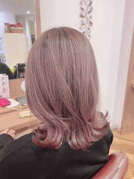 ルシードスタイルビーシャイン(LUCIDO STYLE B SHINE) 豊橋ビーシャイン★ハイライトベースにラベンダーグレージュ