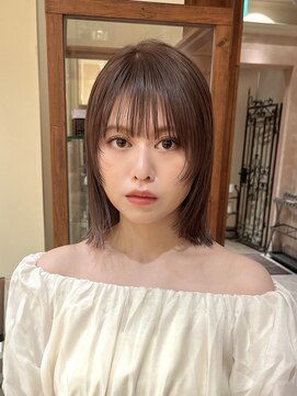 ビュートリアム265(BEAUTRIUM 265) 姫カットボブ ダブルライン 顔まわりレイヤーラベンダーベージュ