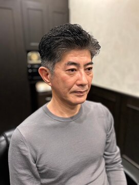 スカイビューレックス 赤坂店 刈り上げツーブロックスタイル