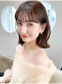 ミディアムヘア暗めカラーグランマッシュデザインカラー