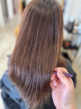 ミラ(MIRA) 乾かしただけでまとまる美髪ミディアム