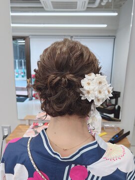 バルベストーキョーサウス(BARBES TOKYO SOUTH) ショートボブの方のアップスタイル【清板】