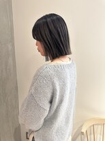 ヨーク(YOKE)&nbsp;YOKE 切りっぱなしボブ丸くないボブアッシュグレーブリーチ