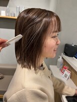 ペレ(pele)&nbsp;ボブ　ハイライト　デザインボブ　ツートーン　ブリーチ