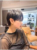 マッシュショート　刈り上げマッシュショート　ブルーカラー