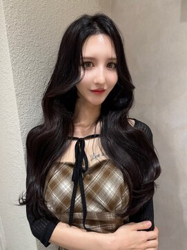 ロンド リリー 銀座(Lond Lily) ◆ 大人ガーリー/似合わせカット/ミディアムレイヤーカット/銀座