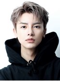 フェザーパーマフェザーショート毛流れセンターパート韓国ヘア