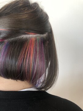 ロンド(Le Rond) プリズムカラー/インナーグリーン/ミニマルボブ/インナーカラー