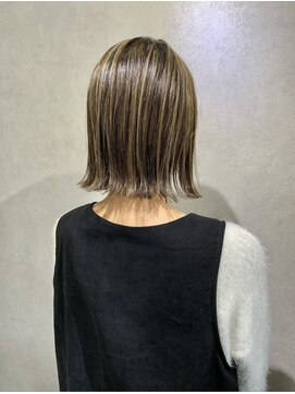 ペグ(Peg) 20代30代40代ボブ似合わせカット白髪ぼかしハイライトカラー