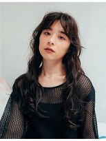 フェティッシュ(fetish)&nbsp;ツヤ感のあるロングパーマ