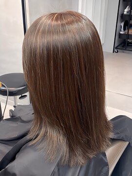 シャルムバイケンジ(Charm.by KENJE) 銀座白髪ぼかしハイライトバレイヤージュブリーチグレージュ白髪