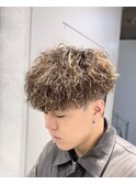 茶色ベース金メッシュツイスパ