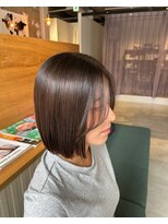 ギネス(Giness)&nbsp;バッサリ切りっぱなしボブ