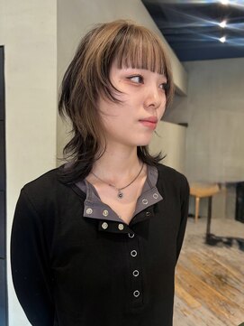 ヘアー アイス ルーチェ(HAIR ICI LUCE) ウルフカットデザインカラーダブルカラー/中西