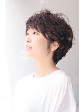 カータヘアルム(karta hair rum) 【karta】オトナ女性のための動きのあるショート。