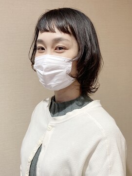 ソルト(Salt) オン眉×マッシュウルフボブ