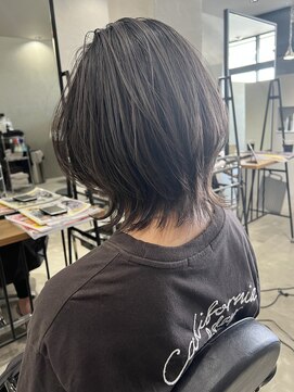 モノトーン(MONOTONE) ミディアムレイヤー