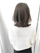 ネオリーブ チロル 横浜西口店(Neolive CiroL.)&nbsp;こなれミディ　縮毛矯正　大人可愛い　くびれボブ